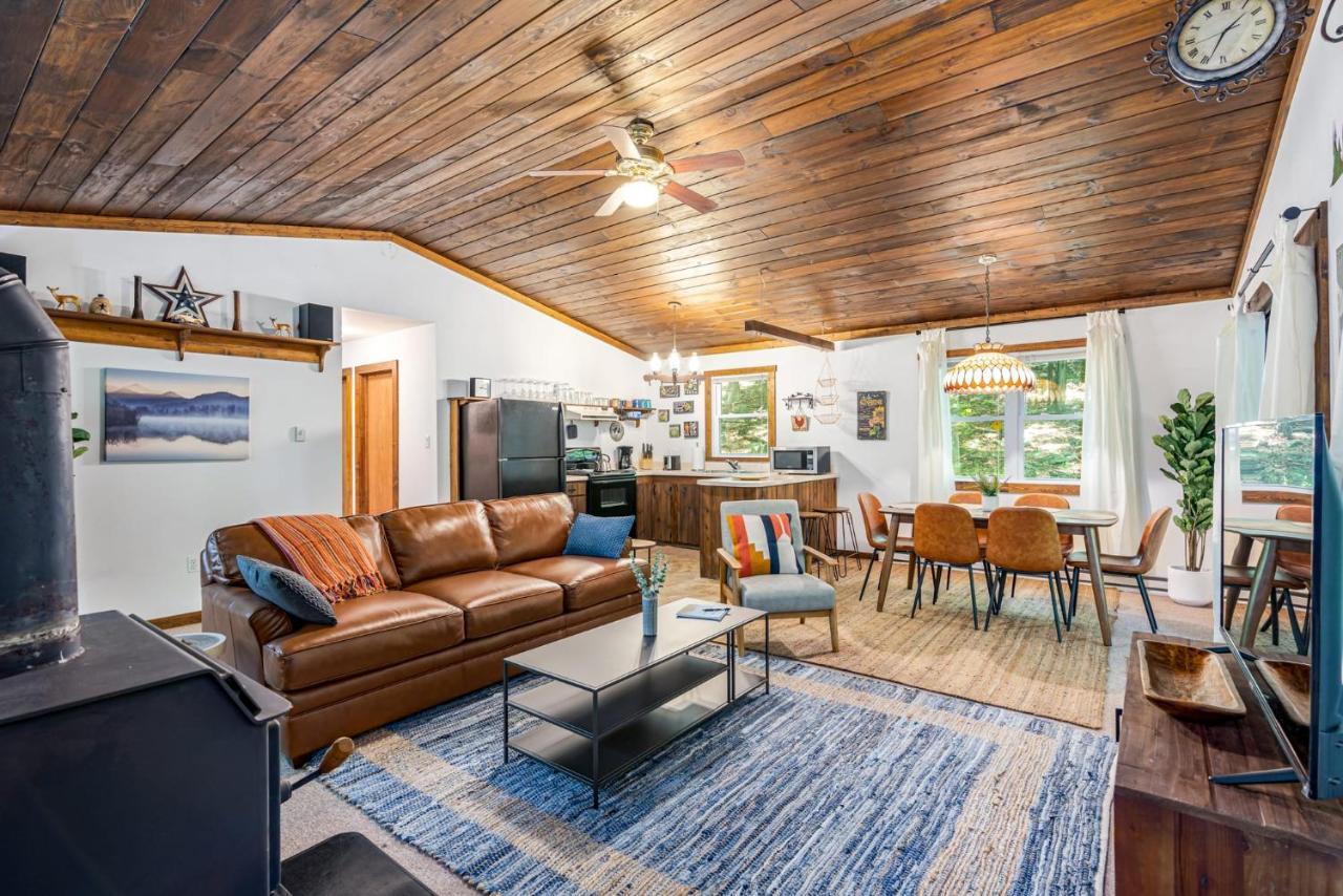 Secluded W Hot Tub, Fire Pit, Deck & Updated Wifi Great Cacapon Exterior foto